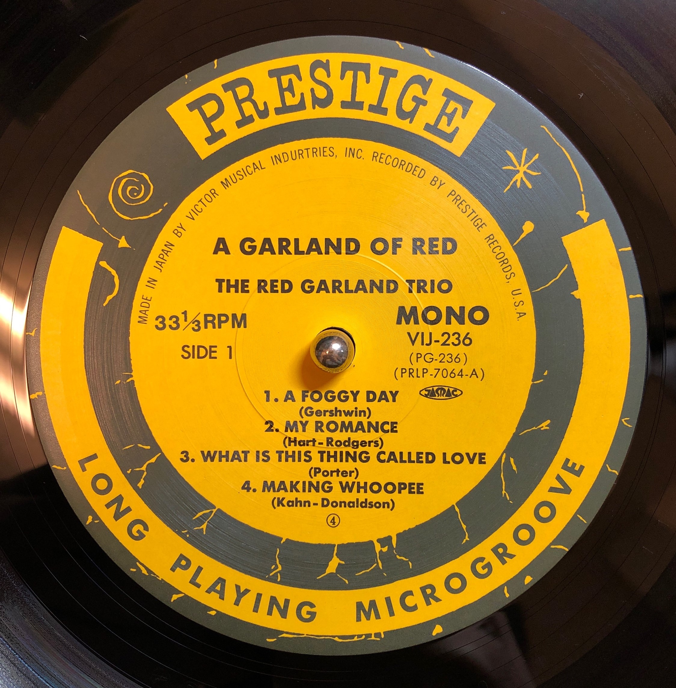 Red Garland Trio ‎– A Garland Of Red | 中古レコード通販・買取の 