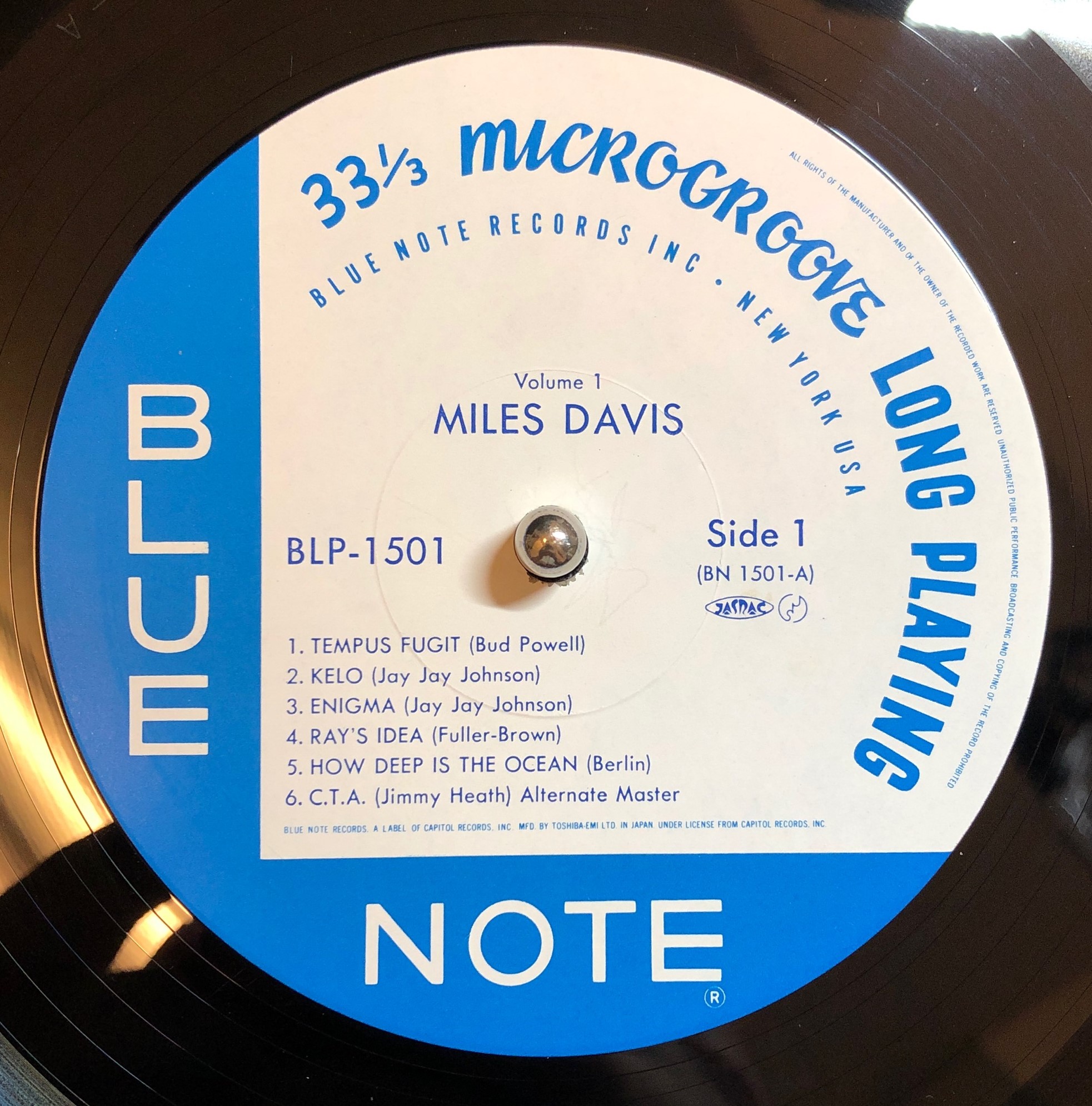 Miles Davis ‎– Volume 1 | 中古レコード通販・買取のアカル・レコーズ